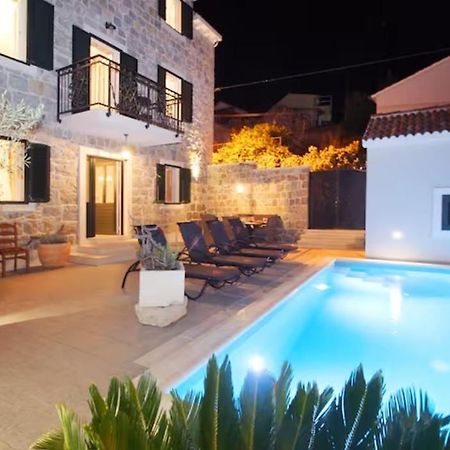 Villa Filipetti With Heated Pool Makarská Exteriér fotografie