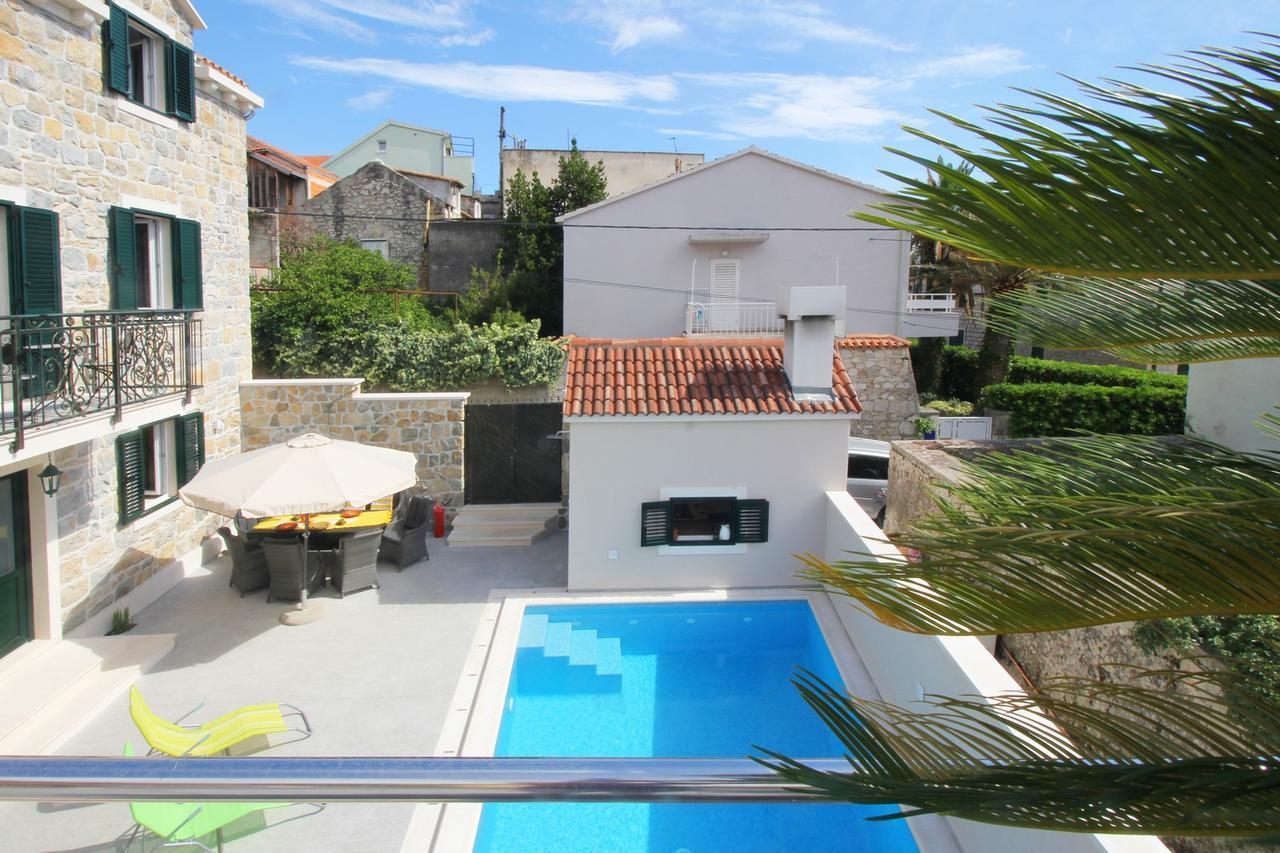 Villa Filipetti With Heated Pool Makarská Exteriér fotografie
